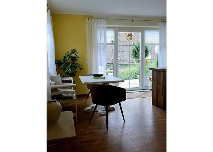 Gruene Haus * Byhlen